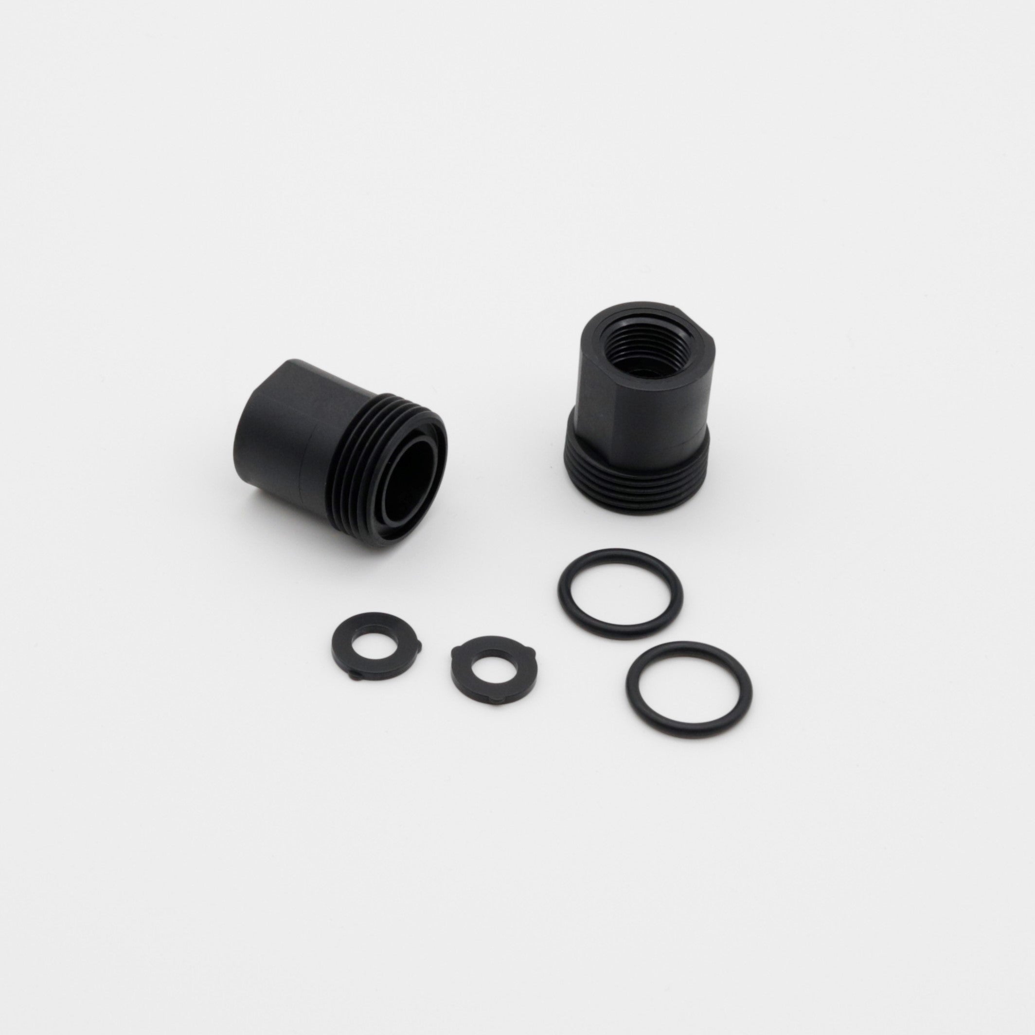 Reducer with seal (2x)